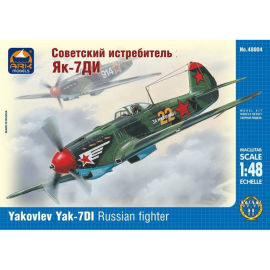 Russian fighter Yak 7di Model kit