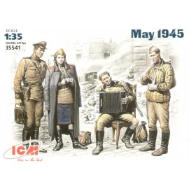 Soviet Military men at rest Set of 4 figures