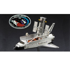 HUBBLE + SPACE SHUTTLE + Astronauts Model kit