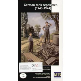 2 German tank repairmen (1940-1944) with work bench and vice