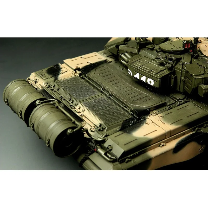 Russian T-90A Russian Main Battle Tank