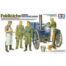 German Field Kitchen with 4 figures