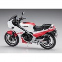 Plastic model motorcycle Kawasaki KR250(KR250A) “White/Red” 1:12 Model motorcycle