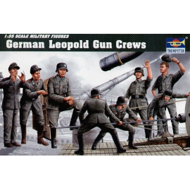 German Leopold Gun Crew Figures