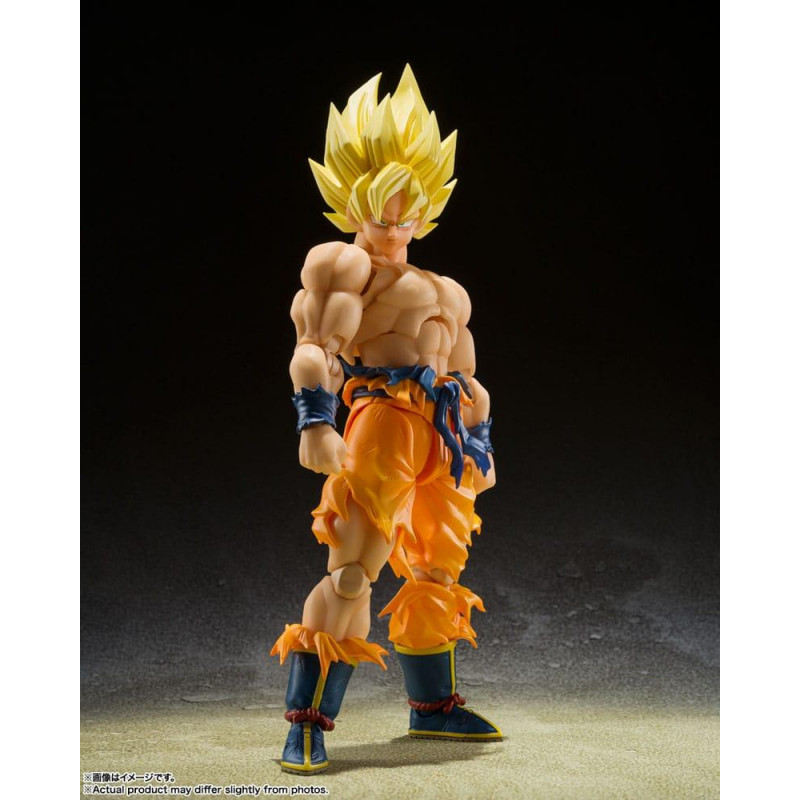 Bandai Figurine Bandai Officielles Dragon Ball son Goku super saiyan 17 Cm.  à prix pas cher