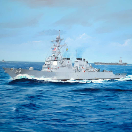 Plastic model ship USS Curtis Wilbur DDG-54 1:200 Model kit 