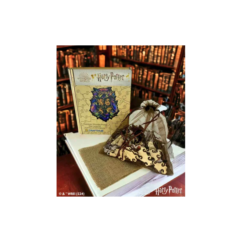 Wooden puzzle - Harry Potter – Hogwarts crest 141 pcs Jigsaw puzzle