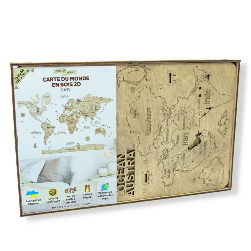 Clear 2D WOODEN WORLD MAP M