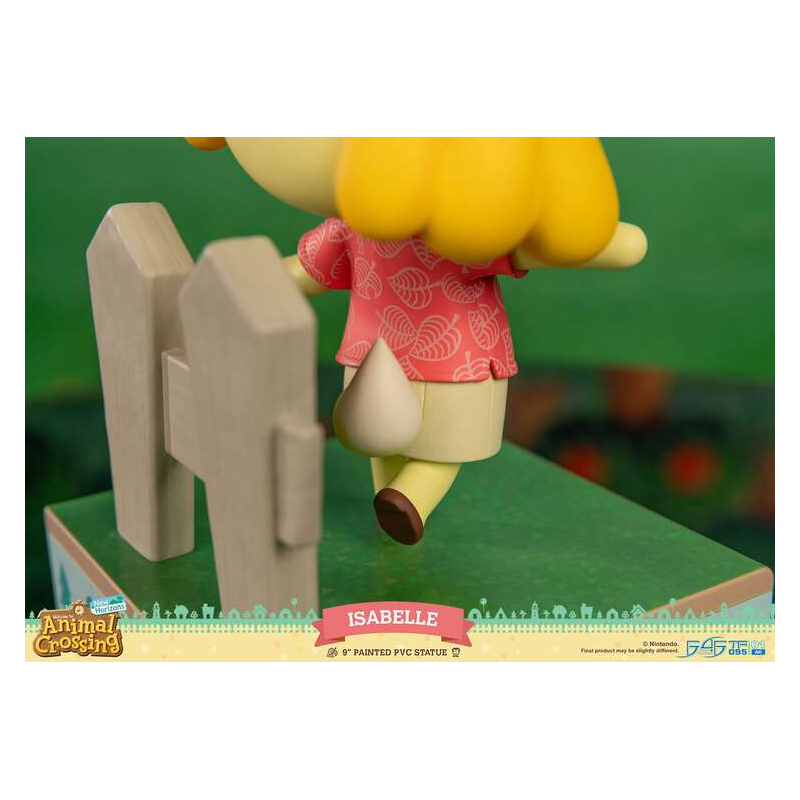 Animal Crossing New Horizon Isabelle Statue