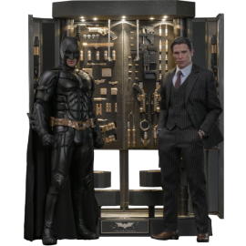 The Dark Knight statues and diorama Movie Masterpiece 1/6 Batman Armory with Bruce Wayne (2.0) 30 cm