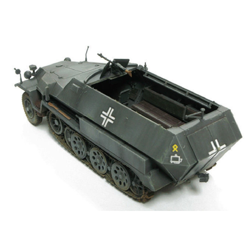 Sd.Kfz.251/1 Ausf.C Half-track