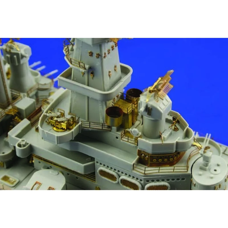 USS BB-55 North Carolina (designed to be assembled with model kits from Trumpeter)