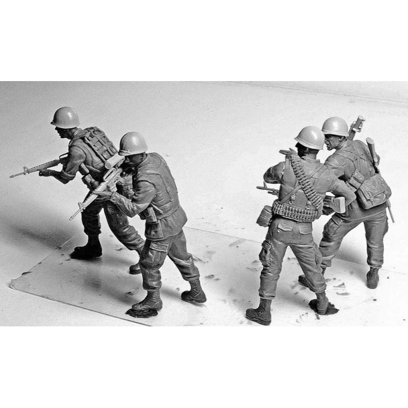 1/35 Jungle Patrol US Soldiers Vietnam War (4)