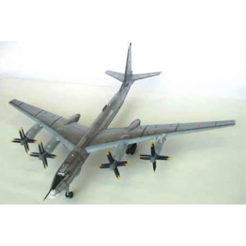 1/72 Tupolev Tu95MS Bear H Bomber