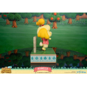 Animal Crossing New Horizon Isabelle Statue