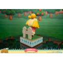 Animal Crossing New Horizon Isabelle Statue