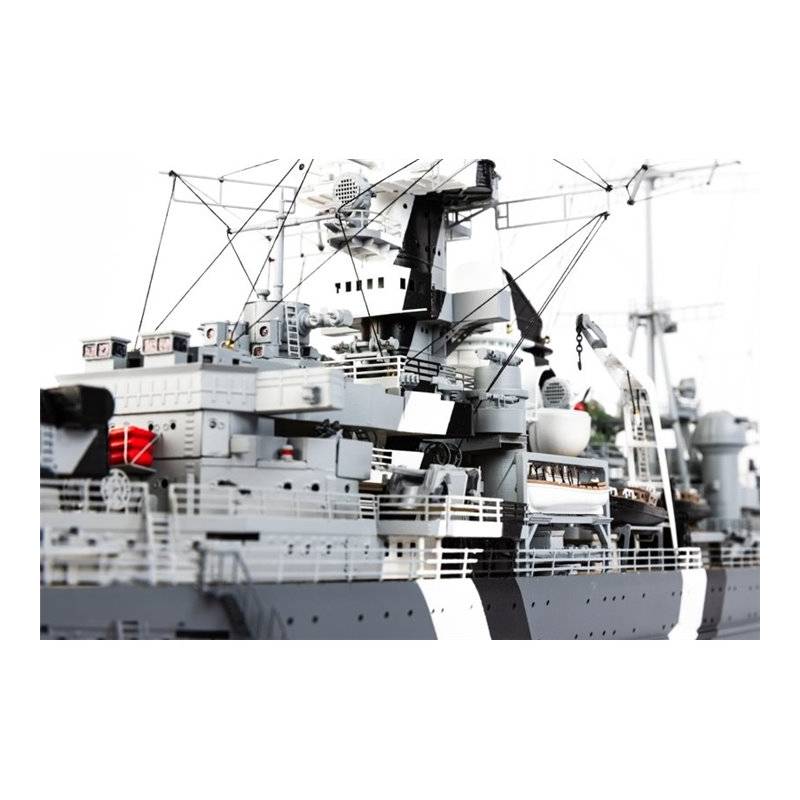 PRINZ EUGEN battleship 1/200th