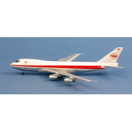 TWA o/c Boeing 747-131 N93102