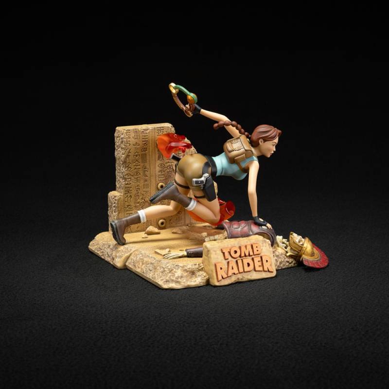 TOMB RAIDER 1996 - Lara Croft Classic Era - Statuette 17cm