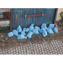 20 blue trash bags