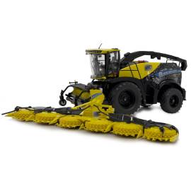 NEW HOLLAND FR780 forage harvester Demo tour Germany - Limited to 333 examples.