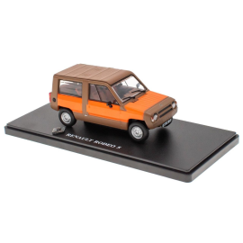 RENAULT Rodéo 5 orange and brown Die cast 