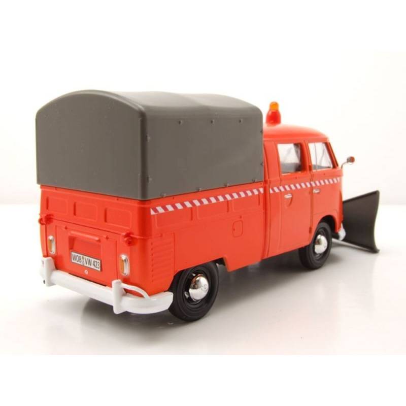 VOLKSWAGEN Type 1 with orange snow plow