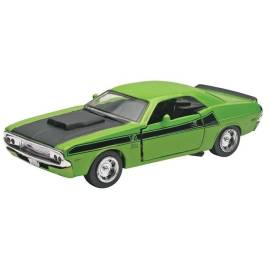 CHALLENGER T/A 1970 green black hood