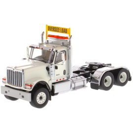 INTERNATIONAL HX520 6x4 Day Cab Tandem white Die cast 