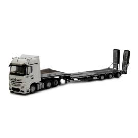 MERCEDES Actros Bigspace 6x4 with 3 axles equipment carrier NOOTEBOOM DEUTZ Limited 125 units Die cast 