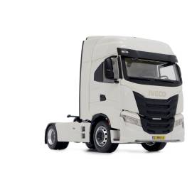 IVECO S-Way 4x2 Truck White Die cast 