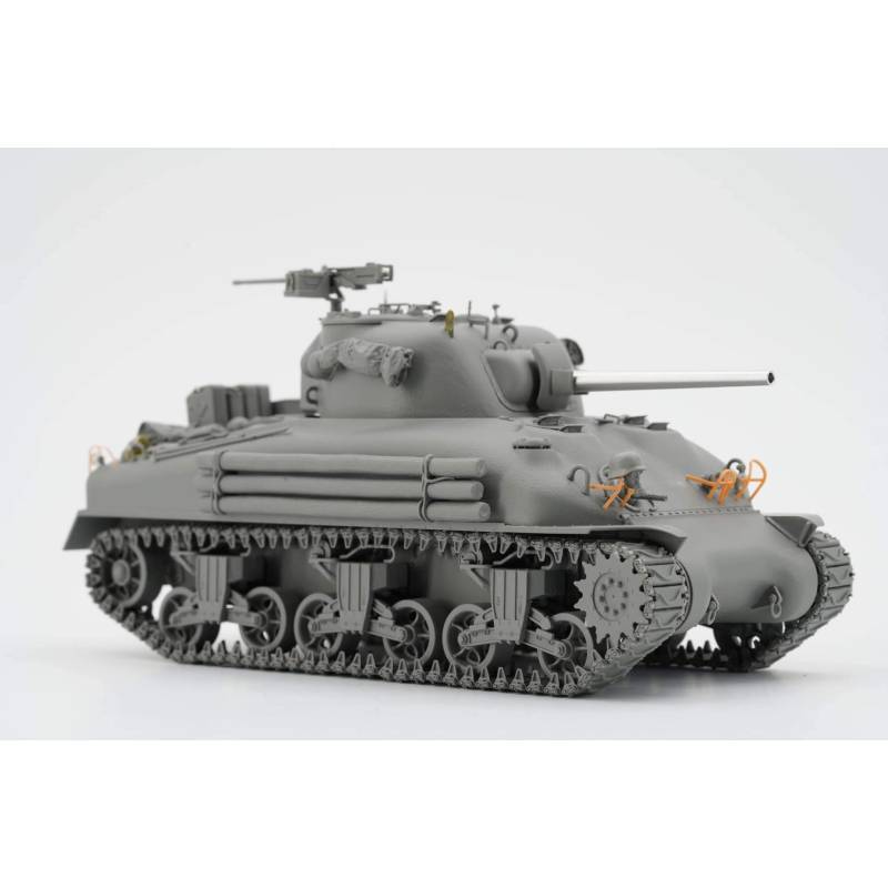 BORDER MODEL: 1/35; Sherman M4A1 Mid production with PE, metal barrel, 3D light guards and stowage Military model kit