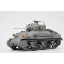 BORDER MODEL: 1/35; Sherman M4A1 Mid production with PE, metal barrel, 3D light guards and stowage Military model kit