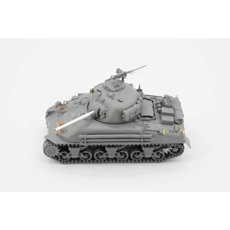 BORDER MODEL: 1/35; Sherman M4A1 Mid production with PE, metal barrel, 3D light guards and stowage Military model kit