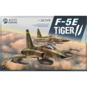 F-5 Freedom Fighter 1:32 Plastic Airplane Model