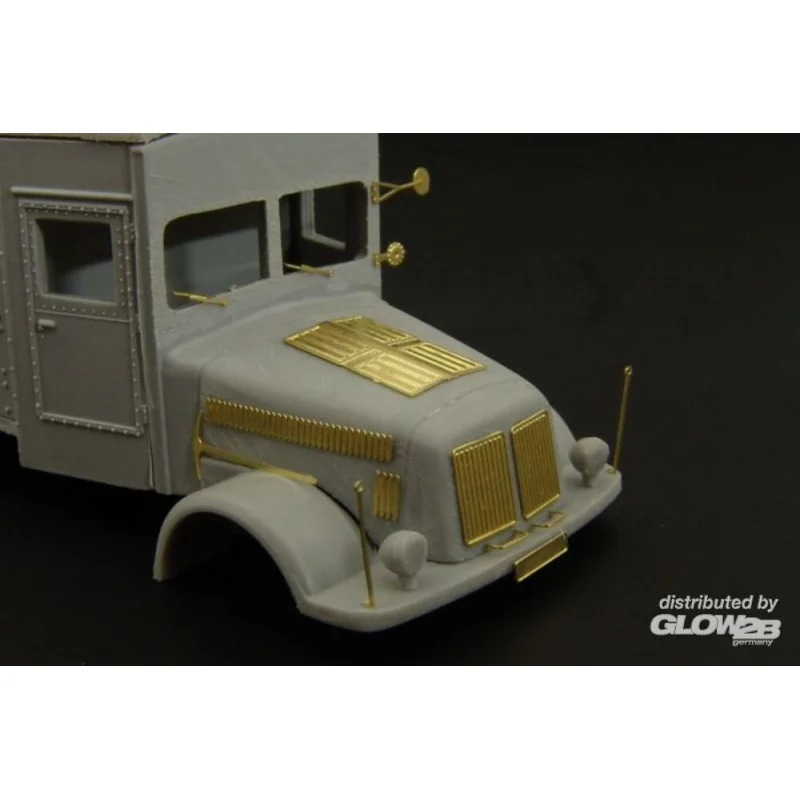 TATRA 111 Model car kit