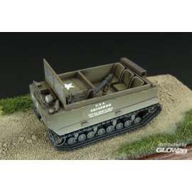 M29 WEASEL gun carrier-ambulance Model kit 