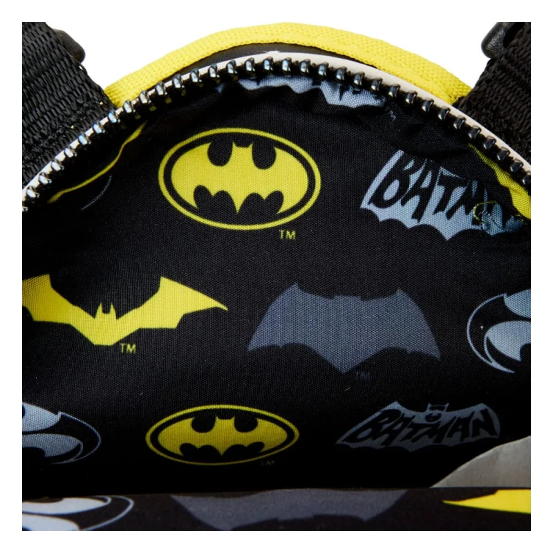 DC Comics by Loungefly dog harness Batman Backpack Medium Loungefly