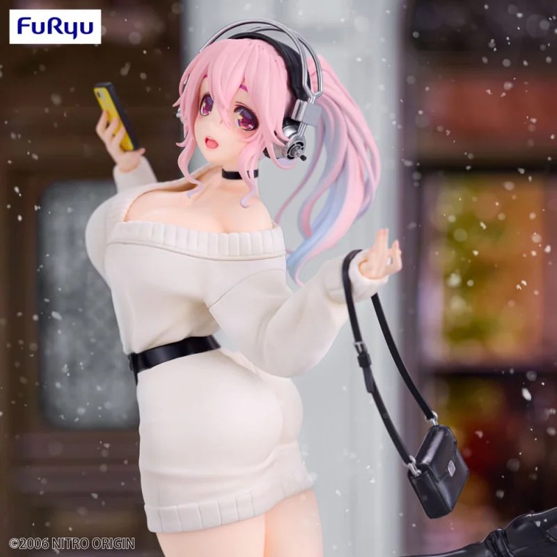 Super Sonico PVC statuette Trio-Try-iT Winter Memory Ver. 21cm Figurines