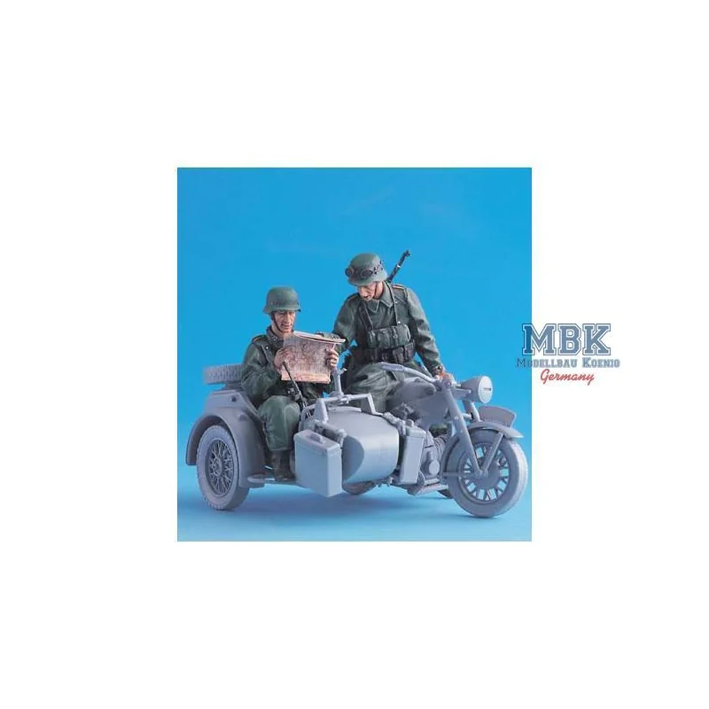 German Sidecar Team Figures 