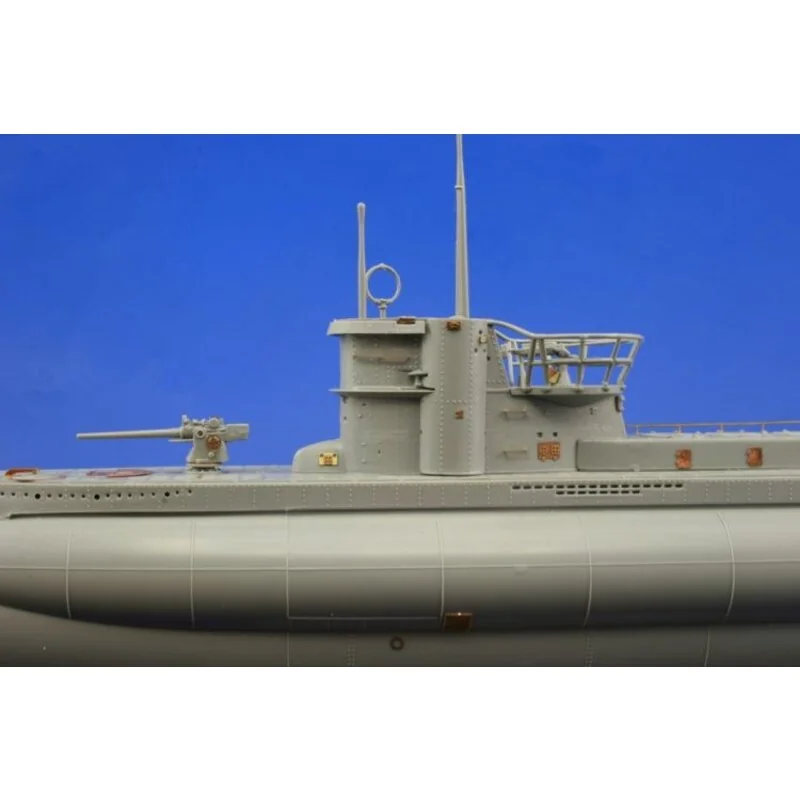 1:144 U-Boat VIID (designed to be assembled with model kits from Revell)