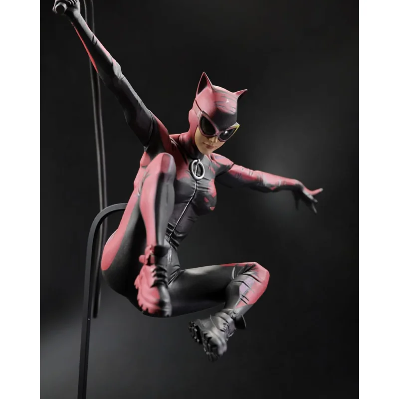 DC Designer Series statuette 1/6 Catwoman by Jock 33 cm DC Direct