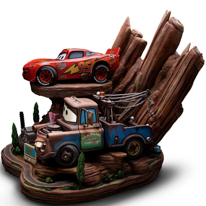 Iron Studios Cars - Lightning McQueen & Tow Mater Deluxe Art Scale 1/10 Statue Iron Studios