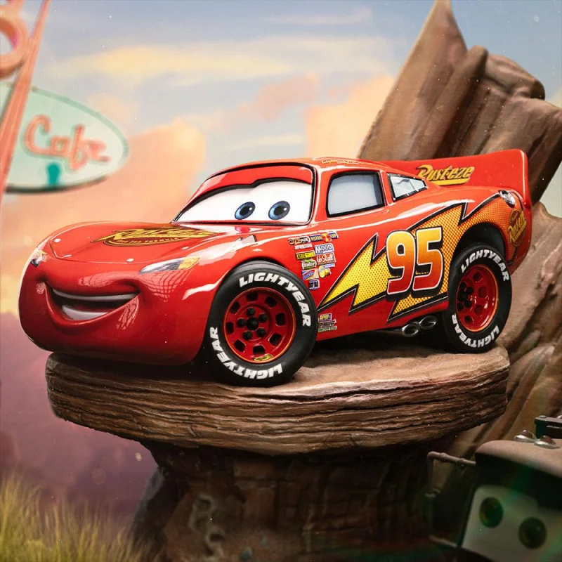 Iron Studios Cars - Lightning McQueen & Tow Mater Deluxe Art Scale 1/10 Statue