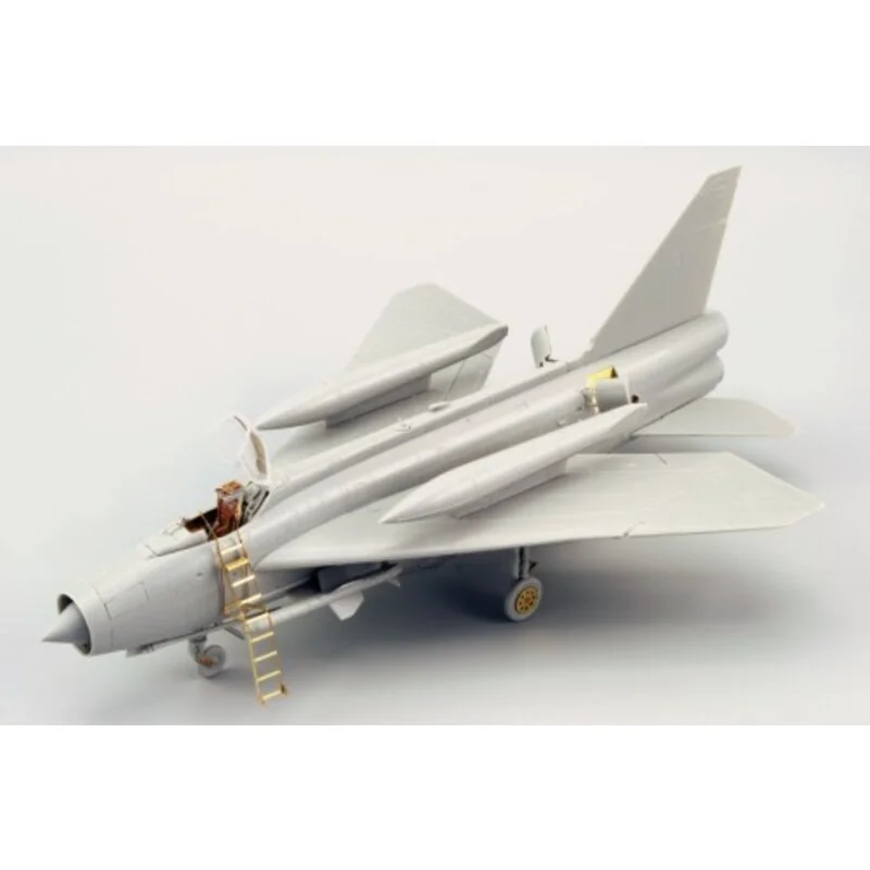 BAC/EE Lightning F.1A/F.2 exterior (designed to be assembled with model kits from Trumpeter)