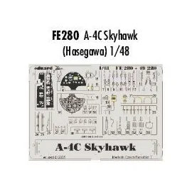 Douglas A-4C Skyhawk PRE-PAINTED IN COLOUR! (designed to be assembled with model kits from Hasegawa) This Zoom set is a simplifi