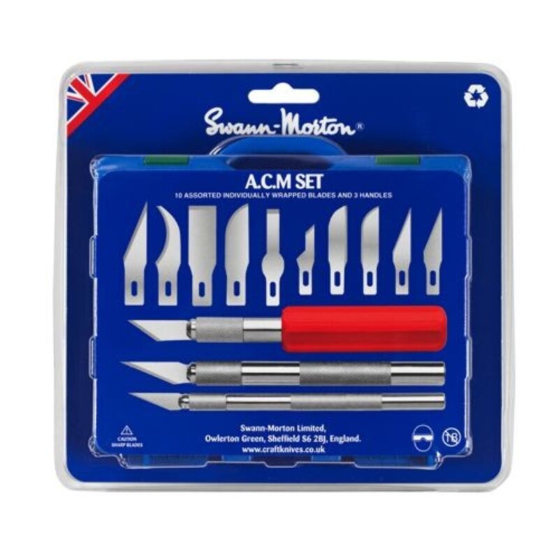 A.C.M Set (Art′s, craft and Modellers Set) Includes 1 x No.1 handle, 1 x No.2 handle, 1 x No.5 handle and 13 precision ground ca