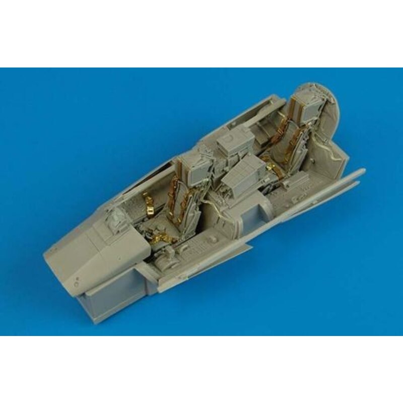 Panavia Tornado IDS cockpit set (designed to be assembled with model kits from Revell)