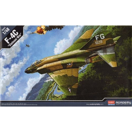 McDonnell F-4C Phantom Vietnam War Model kit