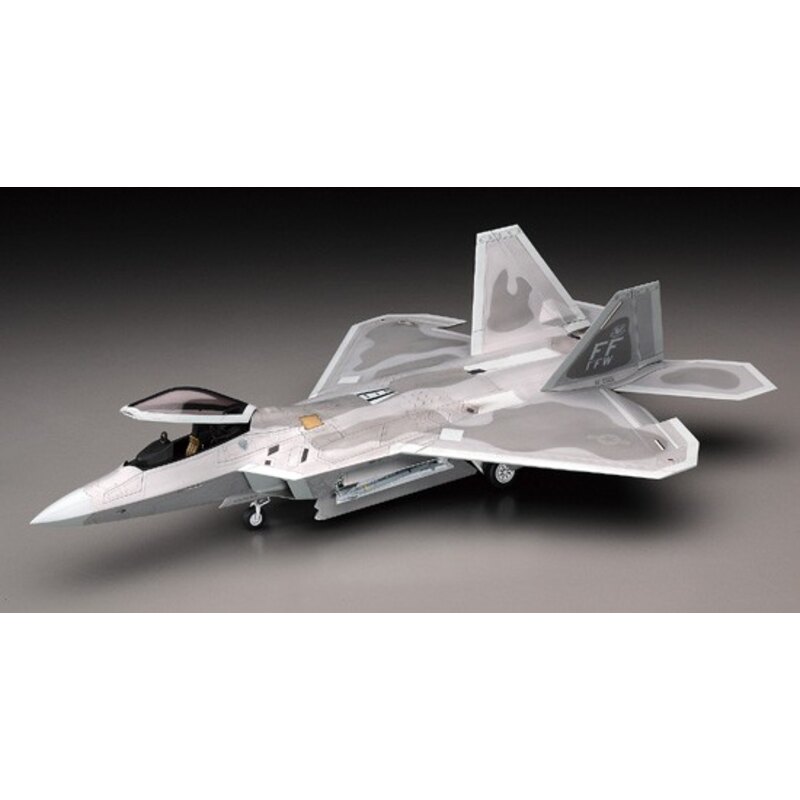 Lockheed Martin F-22 Raptor Airplane model kit
